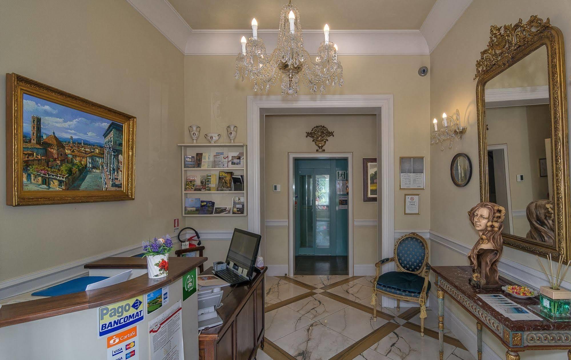Lucca in Azzurro Maison de Charme Extérieur photo